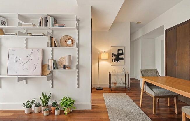 2 beds, 1 bath, $4,899, Unit 1105