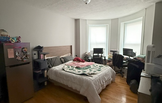 1124 Commonwealth Ave