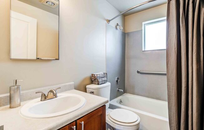 1 bed, 1 bath, 546 sqft, $2,200, Unit 301