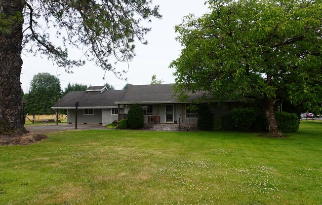 Spacious Battle Ground Ranch Style Home w/ Optional Shops for Rent - 23217 NE 92nd Ave