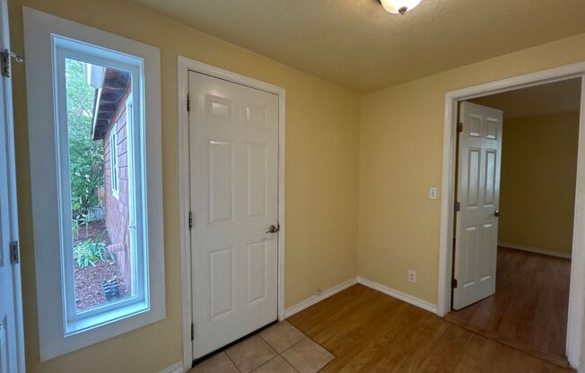 3 beds, 1 bath, $2,100