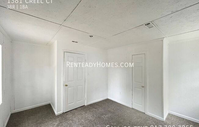 3 beds, 1 bath, $1,650