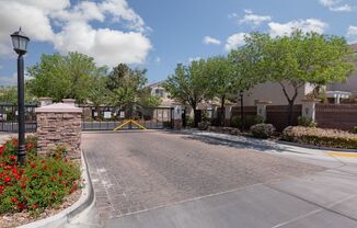 Gorgeous 3 Bedroom in a Gated Community