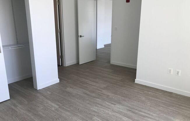 2 beds, 2 baths, 1,000 sqft, $2,550, Unit 606