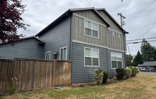 3 Bed, 2.5 Bath Home with Stainless Appliances, Garage & Fenced Yard