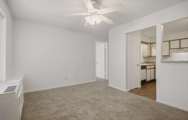 1 bed, 1 bath, 610 sqft, $1,105