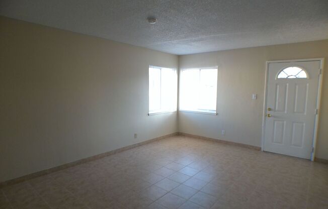 2 beds, 1 bath, $1,150