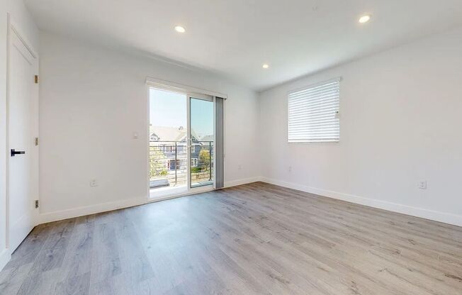 FOR RENT $4200, 4BED 3BATH,Downtown LA