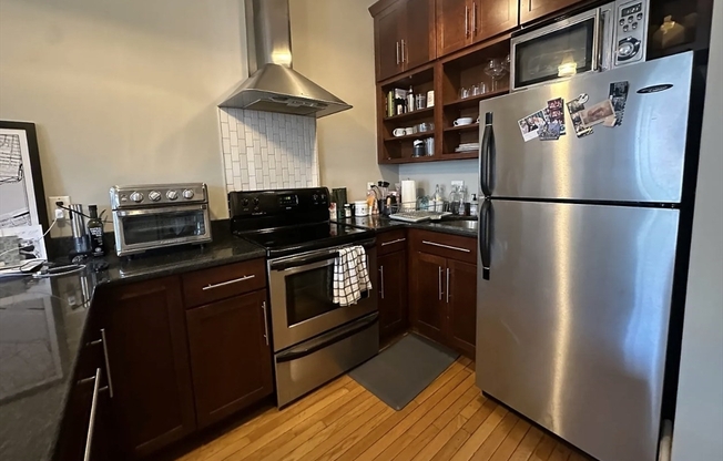656 Tremont St Apt 8