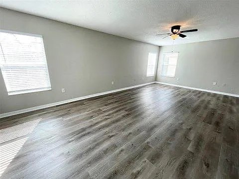 1232 ALAPAHA LN