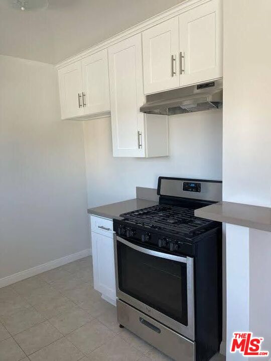 6610 WHITSETT AVE