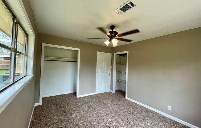 3 beds, 1 bath, $1,400