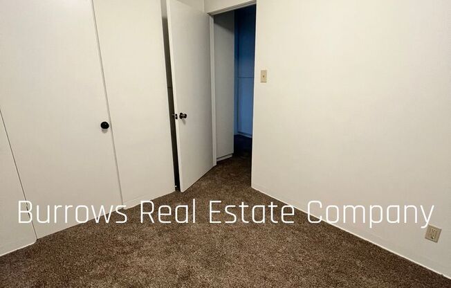 2 beds, 1 bath, $2,495