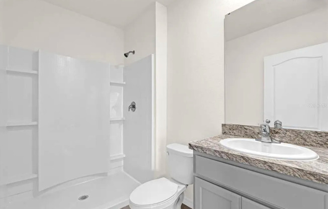 5 beds, 3 baths, $2,800