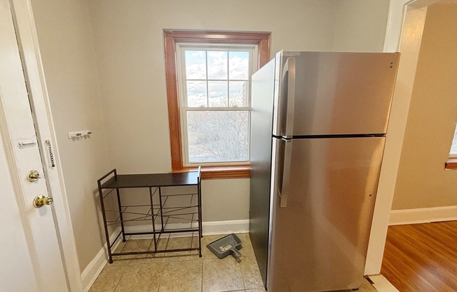 195 THOMAS BURGIN PKWY