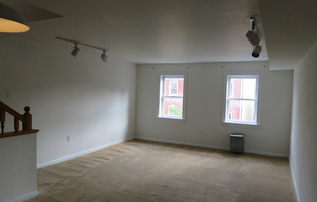 1205 Locust St