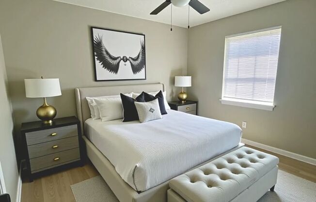 3 beds, 1.5 baths, 1,098 sqft, $1,425, Unit O03