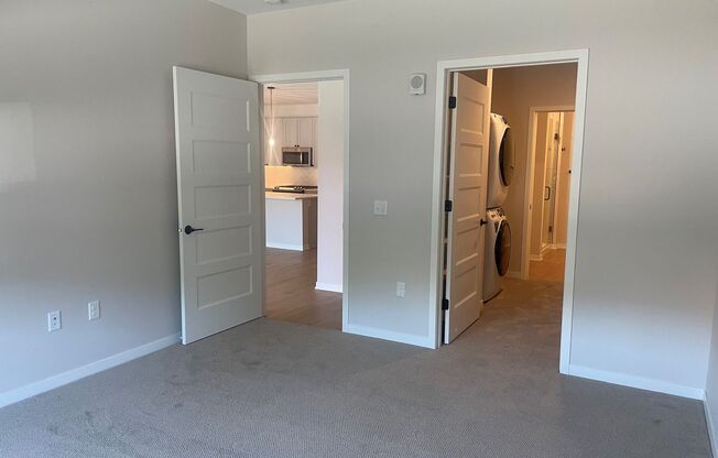 1 bed, 1 bath, 977 sqft, $2,895, Unit 307