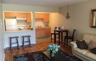 2 beds, 1 bath, 850 sqft, $995, Unit 1525-A1