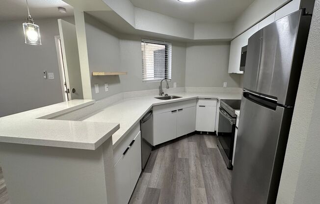 1 bed, 1 bath, 633 sqft, $1,540, Unit 142