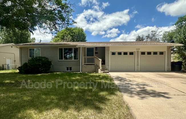 1049 BRIARWOOD RD