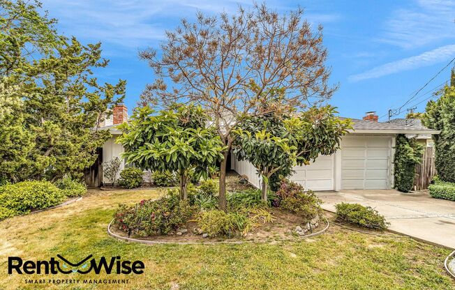 2709 DEBBIE CT