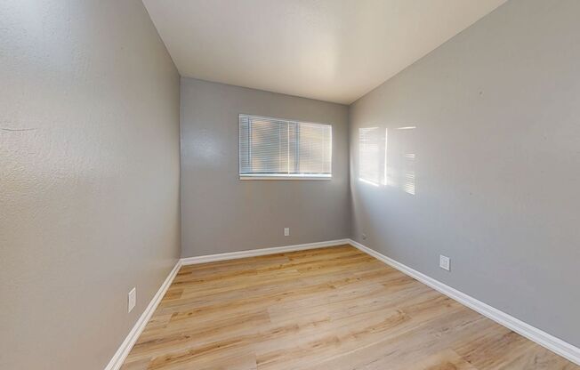 2 beds, 1 bath, 715 sqft, $2,450, Unit 418-1