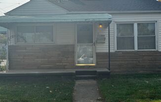 3 beds, 1 bath, $1,245