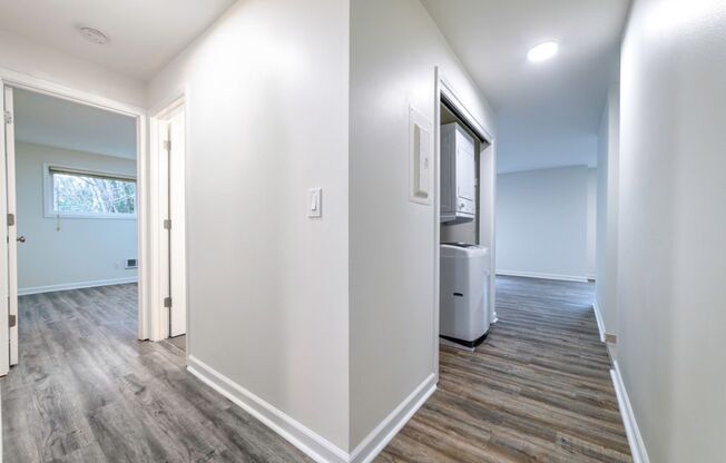 1 bed, 1 bath, 725 sqft, $1,650, Unit 104