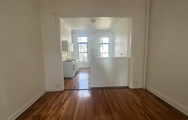 33 WOODHULL ST