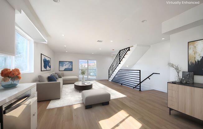 1638 S. Longwood