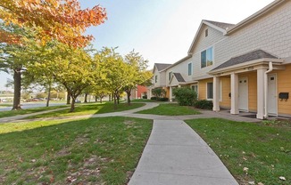 Welcome to Des Moines Street Village