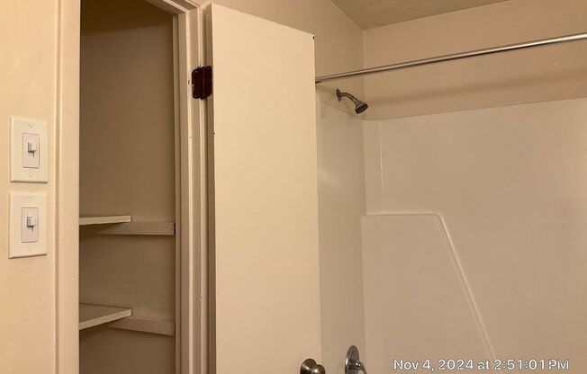 1 bed, 1 bath, 485 sqft, $995, Unit 03216-08