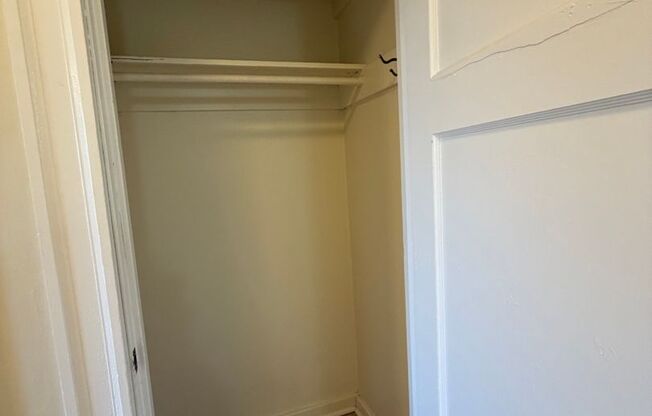 1 bed, 1 bath, 460 sqft, $1,195, Unit 309