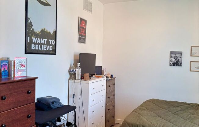 2 beds, 2 baths, $1,645, Unit 401