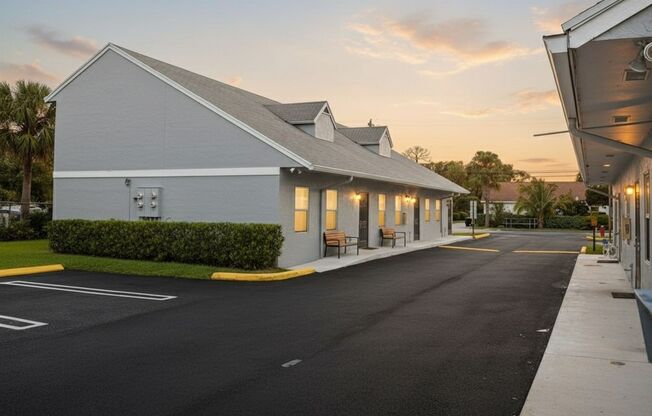 Wallis Townhomes - 5201 Wallis Rd West Palm Beach, FL 33415