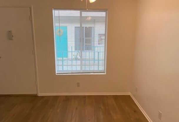 1 bed, 1 bath, 675 sqft, $2,500, Unit 104