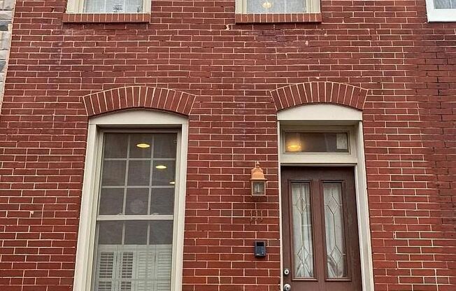 111 N ROSE ST