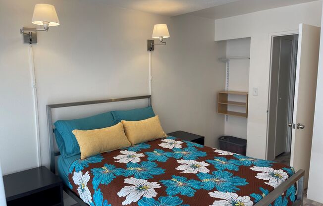1 bed, 1 bath, $2,500
