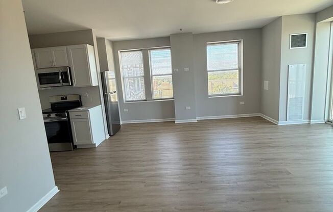 1 bed, 1 bath, 550 sqft, $1,475, Unit 1205