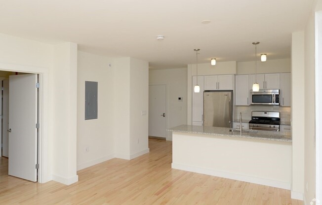 1 bed, 1 bath, 840 sqft, $3,350, Unit 404