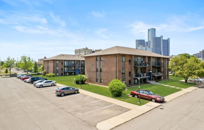 Exterior View at Lafayette Park Place, Detroit, 48207