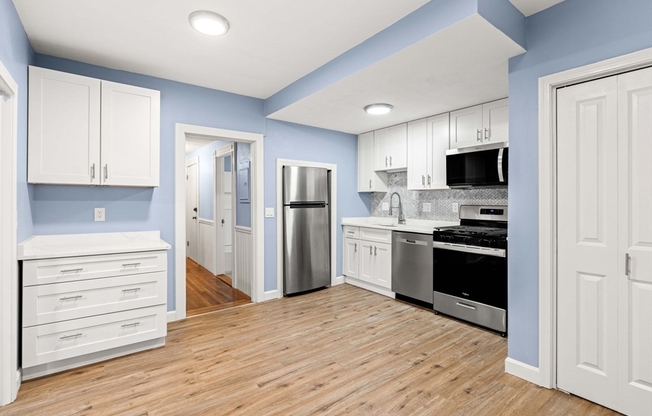 526 E 5 ST