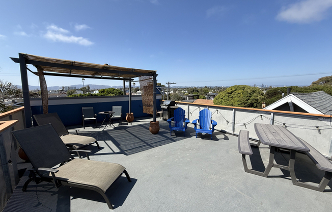 41 CLUBHOUSE AVE