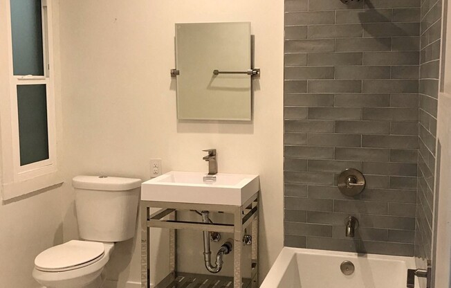 Welcome to 747 S. New Hampshire Ave.