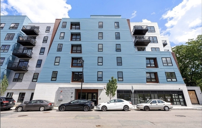 2 beds, 2 baths, 1,114 sqft, $3,850, Unit #402