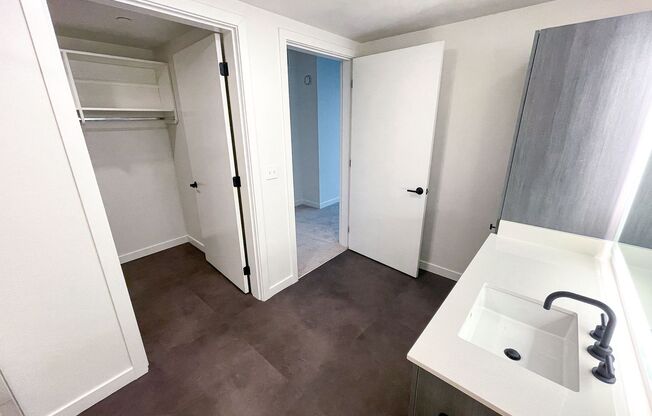 2 beds, 2 baths, 1,140 sqft, $6,195, Unit 324