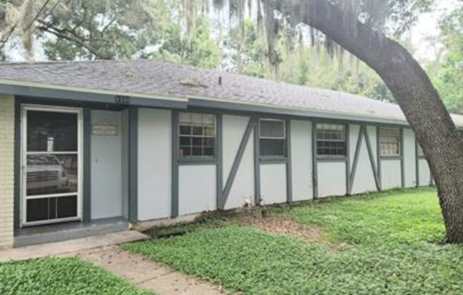 1337 EAGLEVIEW DR