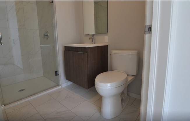 2 beds, 2 baths, 945 sqft, $5,350, Unit 1521