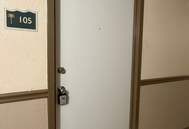 Spacious 2BR/2BA Condo at Bayview Palms – North Miami
